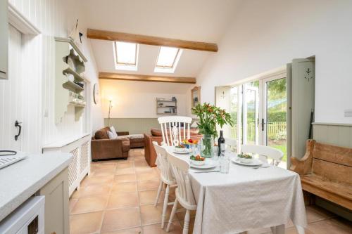 Viesnīcas āriene, East Green Farm Cottages - Gardeners Cottage in Kelsale