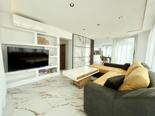 Varna Vista 3BR Apartment Free Parking – khách sạn tại Pchelina