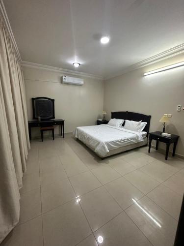 Aldaar apartments in Al Bukayriyah