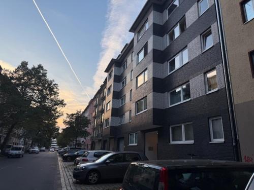 Zwei Zimmerwohnung, Balkon mit Blick auf den Rheinturm, Дюссельдорф (фото 6)