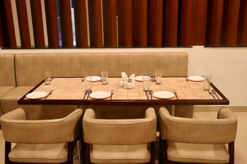 Myspace Hotel JMR in Chitradurga