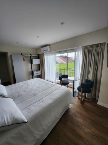 Silver Living Palermo 2