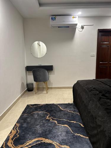 The Grey Inn - Modern 3 Bedroom Apartment - image 3