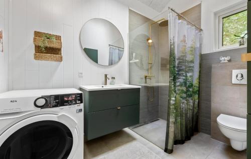 Bathroom, Amazing Home In Aars With Wifi in Gatten