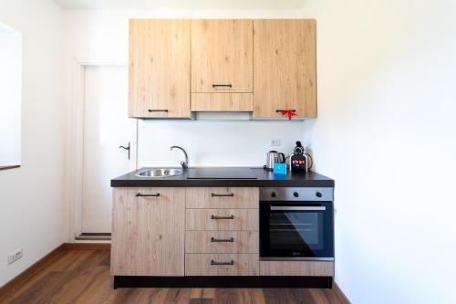 Rustic apartment in the heart of the Val d'Intelvi in 聖費德勒因特爾維