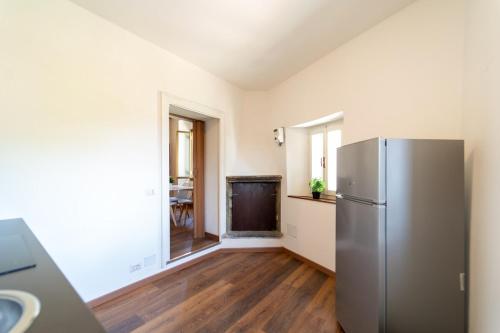 Rustic apartment in the heart of the Val d'Intelvi in 聖費德勒因特爾維