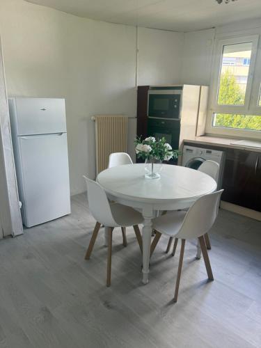 Appartement avec balcon et parking in Montbéliard