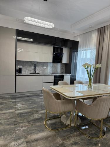 One-Bedroom Apartment with Balcony