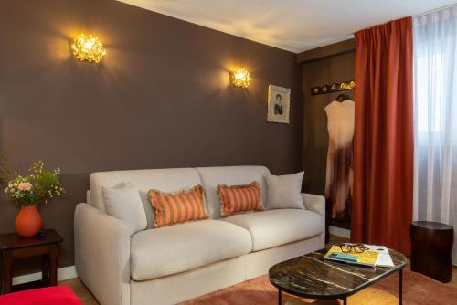 Hotel Des Deux Continents - image 2