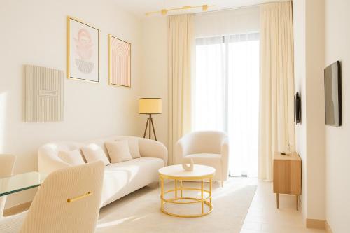 Luxe 1BR 15mins-Beach Best Infinity Pool -Jumeirah Village Circle, JVC ,Dubai, Dubaï (photo 2)