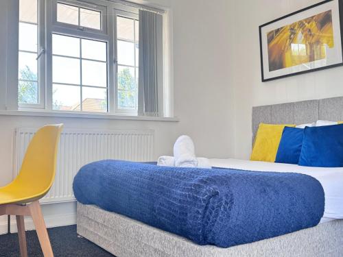 room detail thumbnail 2