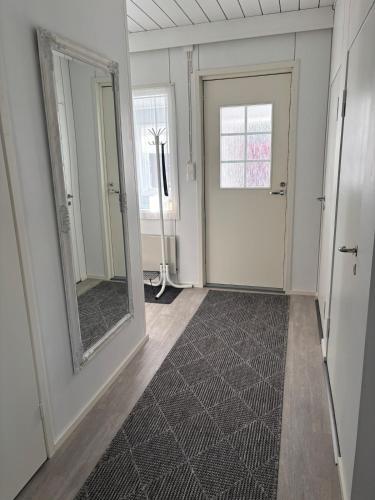 WhiteHouse, peaceful togetherness in 萊赫蒂邁基(南博滕區)