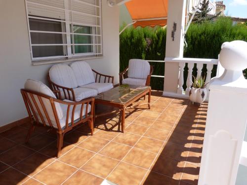  Adosado Calle Mar Cantabrico in Puebla de Vallbona