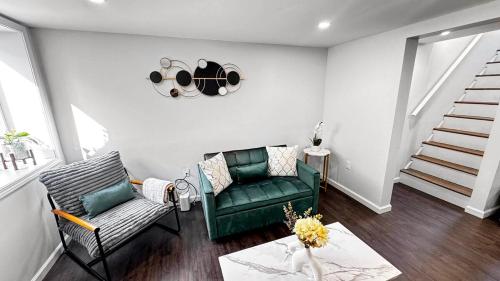 Modern Apartment Near Tweed -Yale -New Haven in East Haven