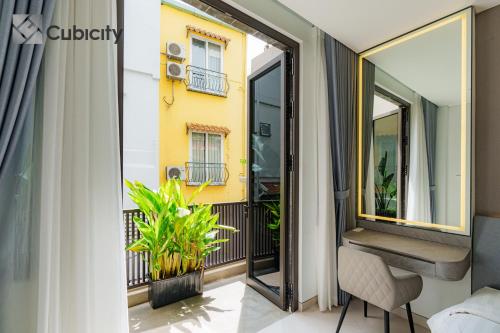 room detail thumbnail 1