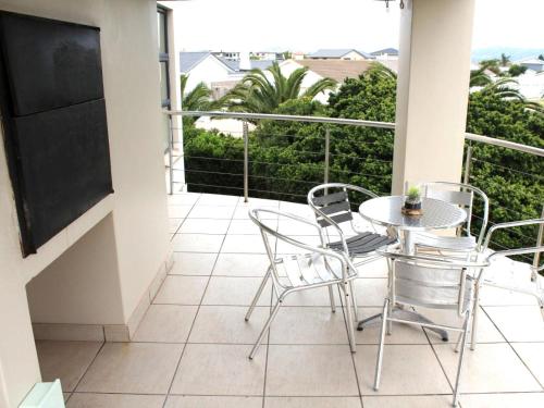 Comoditats, Langebaan at 107 Ellefsen in Long Acres Country Estate