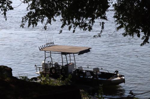 Uitzicht, Mongwe Safari Camp in Kariba
