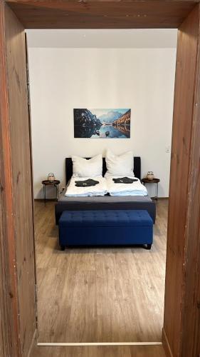 Five O - Businessapartment Precht - QueenSize Bett, Виттенберге