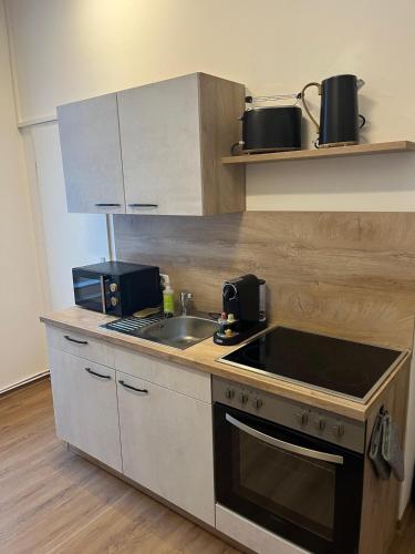 Five O - Businessapartment Precht - QueenSize Bett, Виттенберге (фото 5)