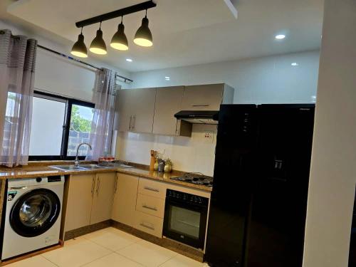 Zachi Zebra Apartment in คิตเว่