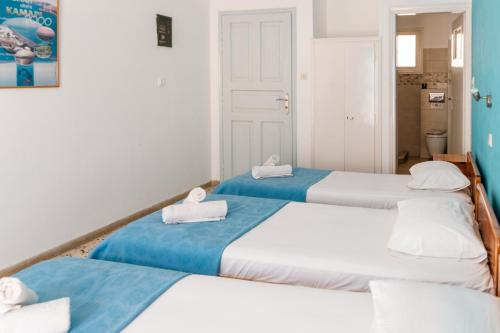 Dilino Room Type - Triple Room with Sea View