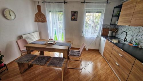 Simona's place-Free private parking, Lublaň (fotografie 9)
