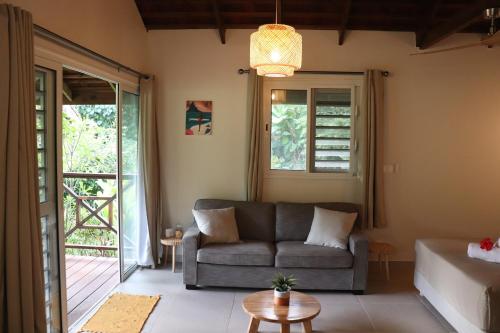 Blue Bungalow Moorea in Piha'ena