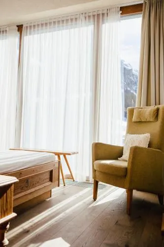 bei Max - Hotel & Traditionshaus in St. Leonhard im Pitztal, Österreich