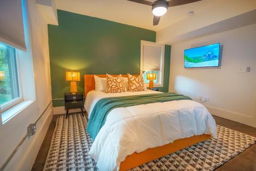 Historic Kirkwood Location with Arcade & Game room in Kirkwood