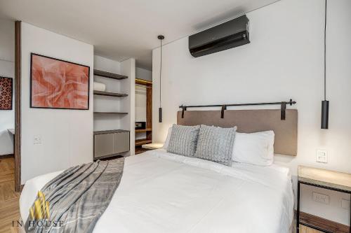 Morph 1302 - Spacious & private apt w BBQ/Jacuzzi, El Poblado (Foto 10)