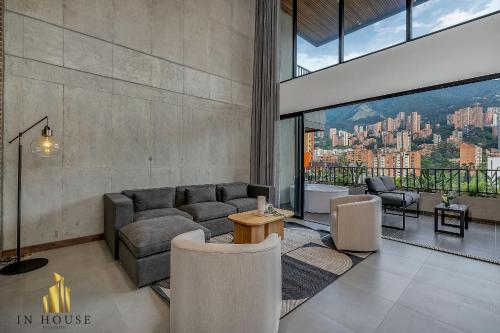 Morph 1302 - Spacious & private apt w BBQ/Jacuzzi, El Poblado (Foto 4)