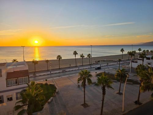 Magnifique Appartement CORNICHE vue sur MER, Fes