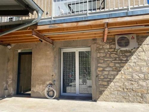 besac studio between city center and Minjoz Hospital in 馬扎格朗