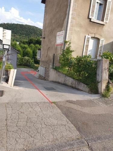 besac studio between city center and Minjoz Hospital in 馬扎格朗