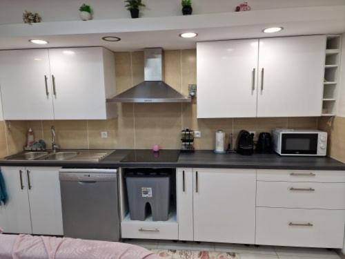 besac studio between city center and Minjoz Hospital in 馬扎格朗