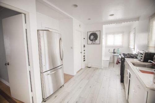 Cozy room in East Holywood, 7 min from holllywood, 15 from downtown, 20 to hollywood sing