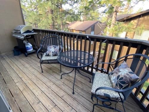 Lake Village Resort 3 bedroom condo in Zephyr Cove (NV)