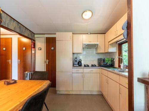 Kitchen, Chalet in Stegeren near Forest and Pond in Buurtschap Stegerveld
