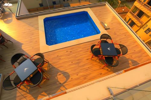 SOFIA PYRAMIDS & SPHINX HOTEL with free pool access