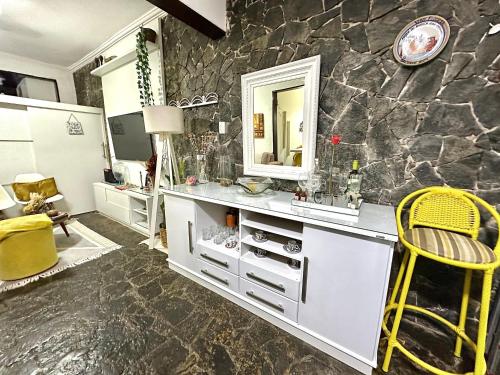 quartos privativos rio vermelho - image 3