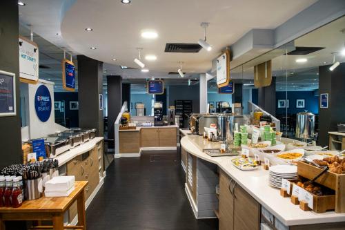 Holiday Inn Express - Glasgow - City Ctr Riverside an IHG Hotel - image 11
