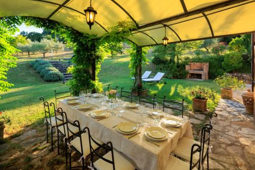 Faciliteiten, Charming Historic Villa-10 acres in Doglio