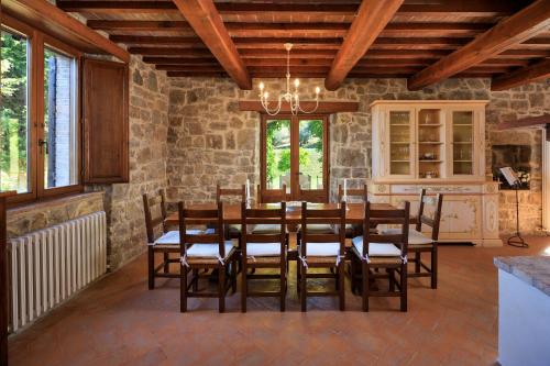 Faciliteiten, Charming Historic Villa-10 acres in Doglio