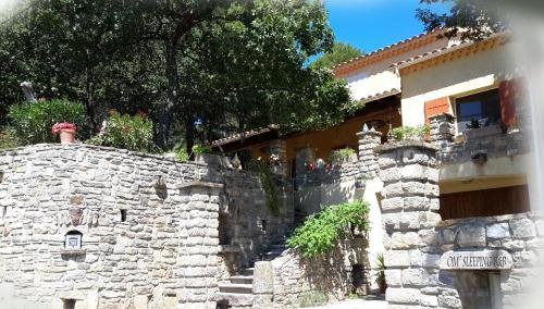 Viesnīcas āriene, Om'Sleeping B&B in Laudun-l'Ardoise