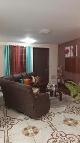 S&D Beauty Home in Roseau
