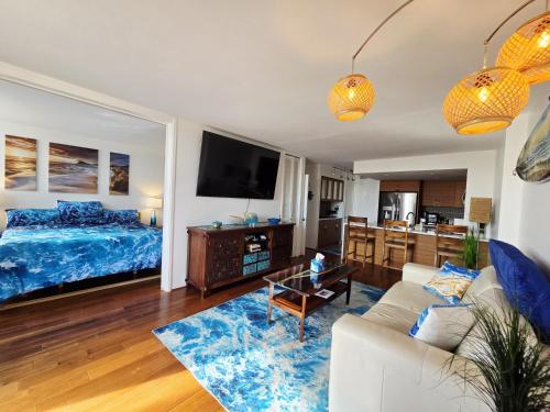 Ocean & Marina View Suite, Honolulu