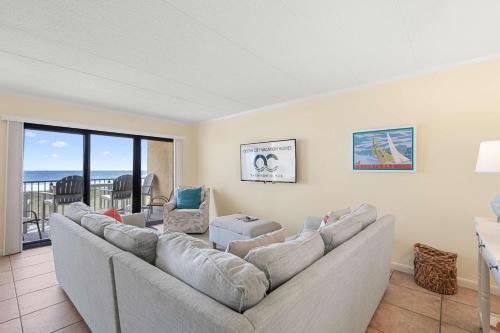 Surf's Edge 305 Pet Friendly