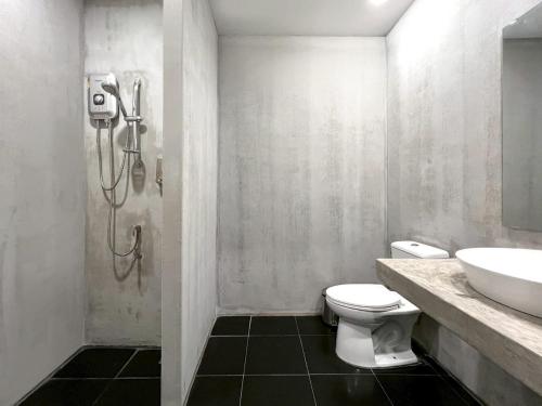Chatel BKK Room Type - Large Twin Room