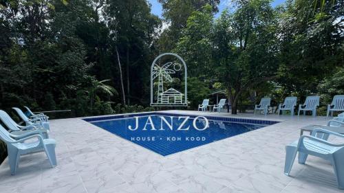 Janzo House in Ao Yai Ki