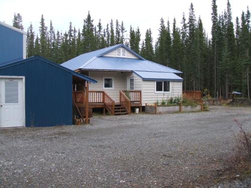 Buitenkant, Cook's Place in Tok (AK)